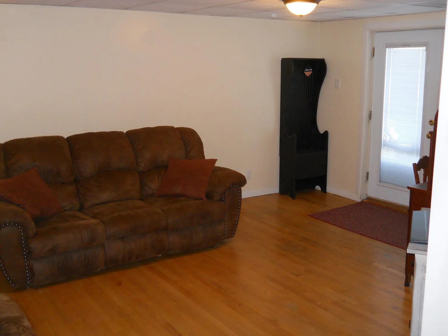 411 Goslin Rd — Photo 3