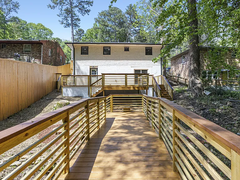 Jefferson Ter — Photo 5