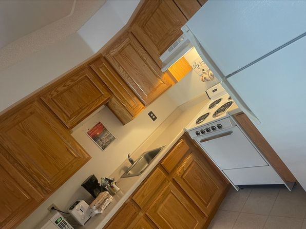 555 Highland Dr #214