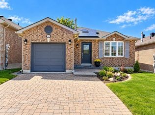 162 Madelaine Dr, Barrie, ON L4N 0N1