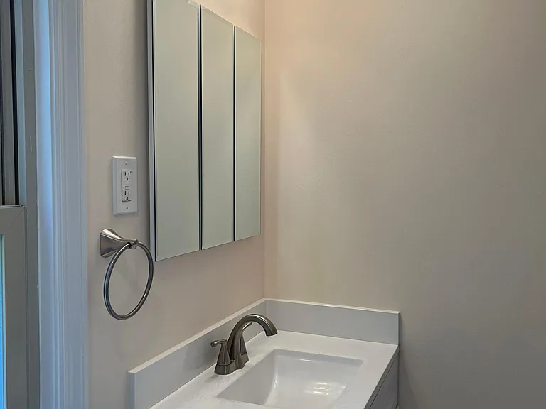 8 S Smith St #2 — Photo 18