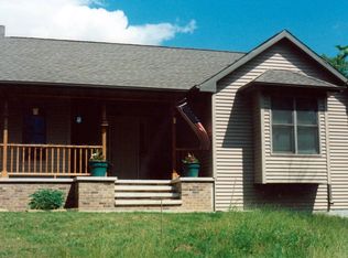 5224 N Gillett St, Appleton, WI 54913