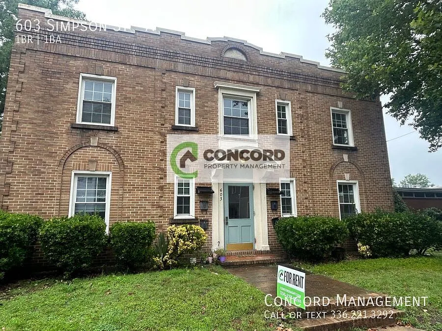 Photo 1 of 7 - 603 Simpson St #A - Greensboro, NC Primary Photo - 603 Simpson St #A