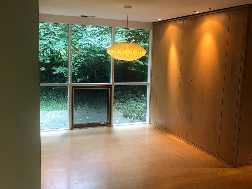 1st image of 2107 Popkins Ln