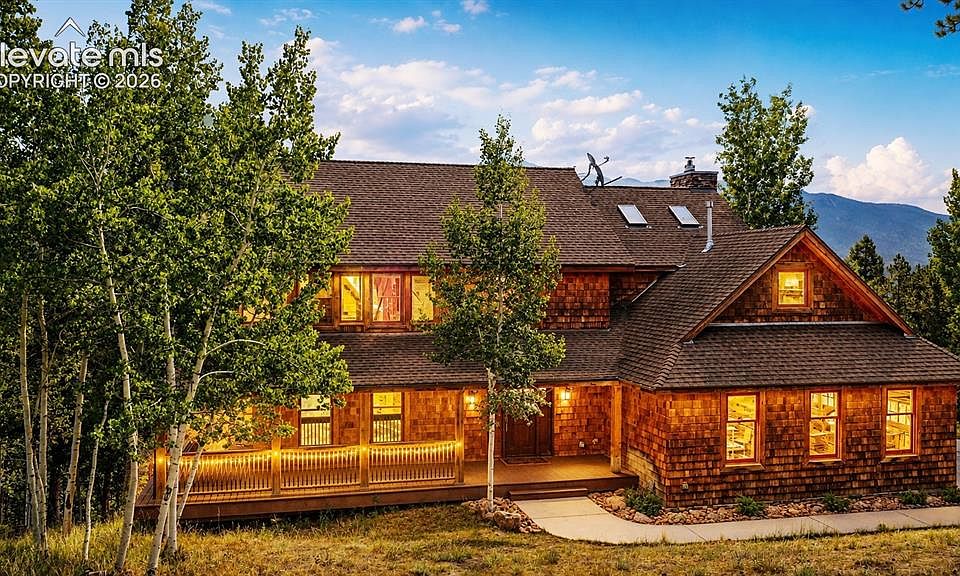 1st image of 521 Woodrock Way