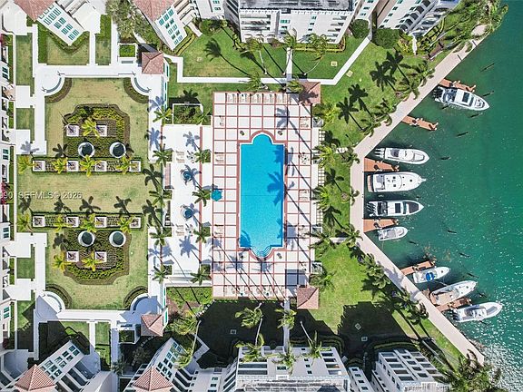 2nd image of 120 SE 5th Ave APT 226