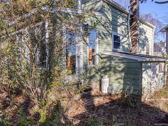 4th image of 12 Clarendon St