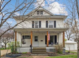 404 3rd Ave SE, Independence, IA 50644