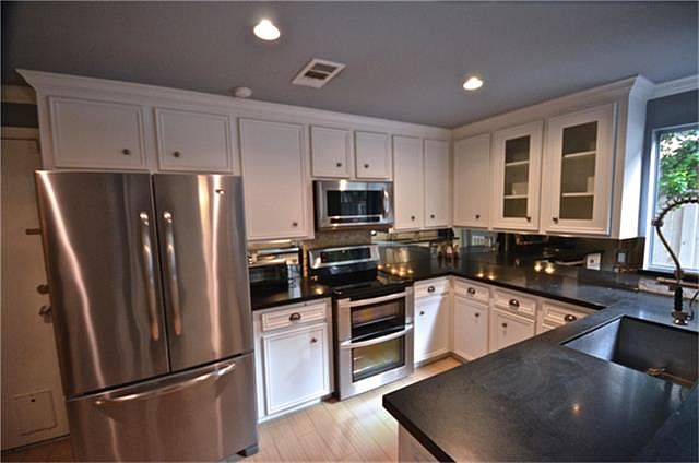 1st image of 1549 Bering Dr #125