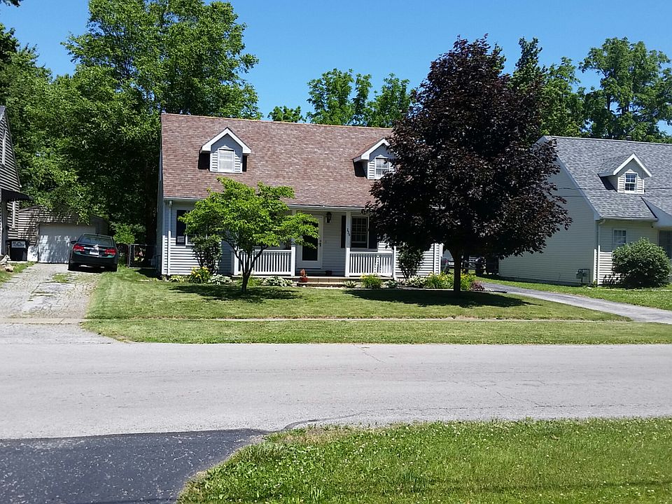 1st image of 236 E Hobart Ave