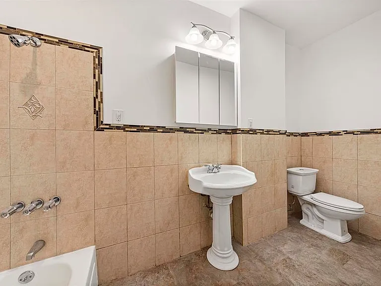 242 Palisade Ave #2 — Photo 11