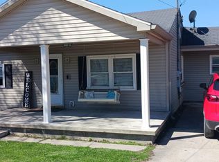952 Walsh Ave, Frankfort, IN 46041