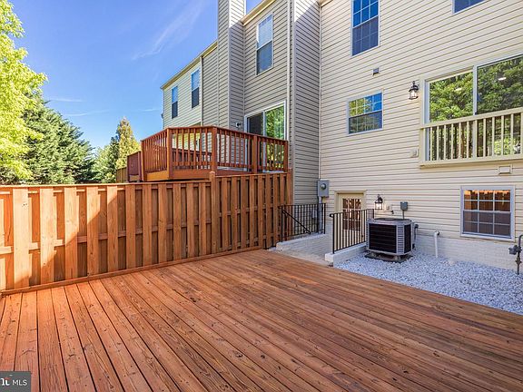 5th image of 6103 Jenlar Dr