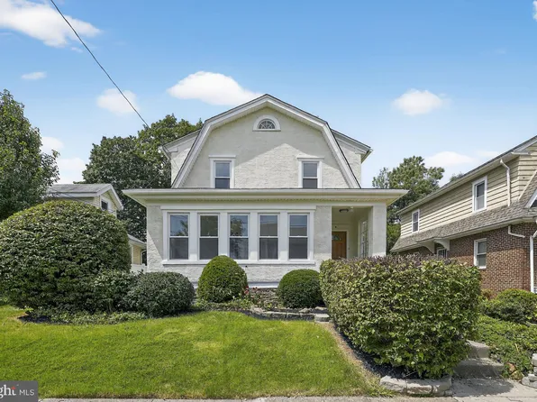 134 E Avon Rd, Brookhaven, PA 19015