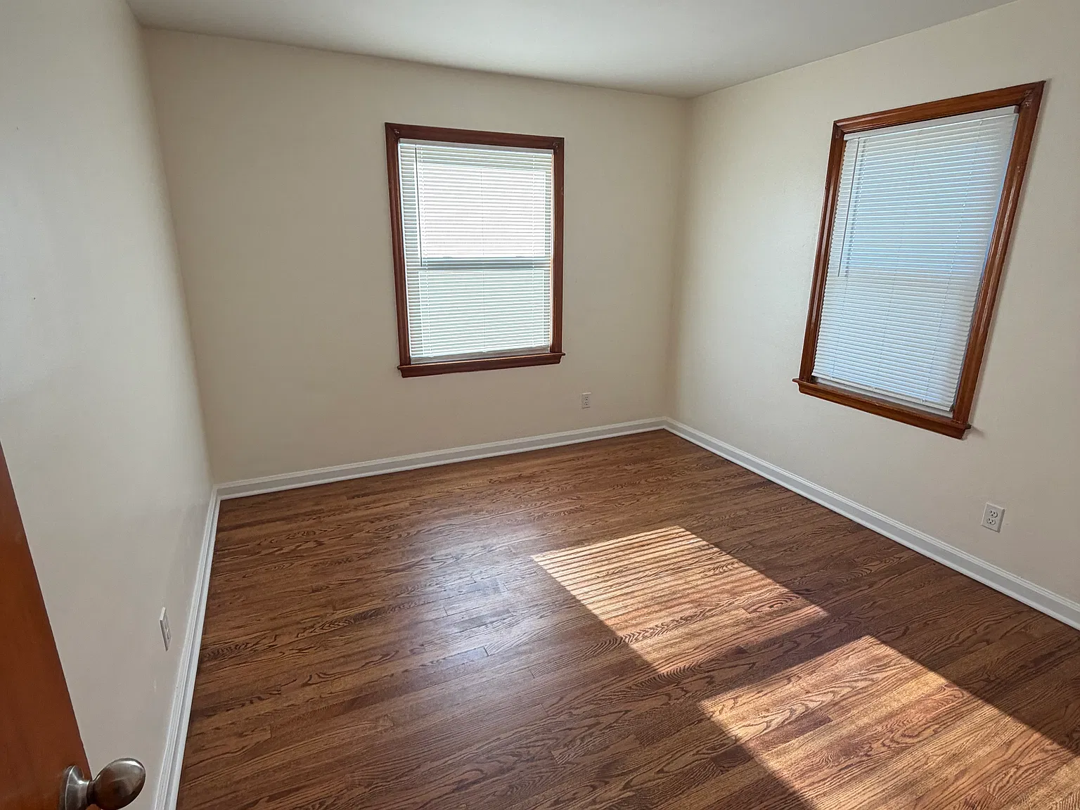 1615 Orchard Ave — Photo 3