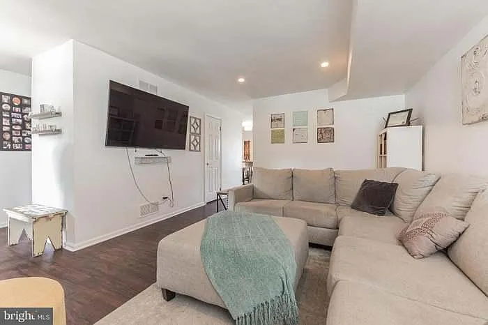 2320 Gundy Ct — Photo 31