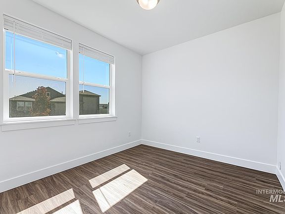 4th image of 5352 E Bridal Veil Falls Dr