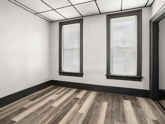 3rd image of 300 Sherry St #304