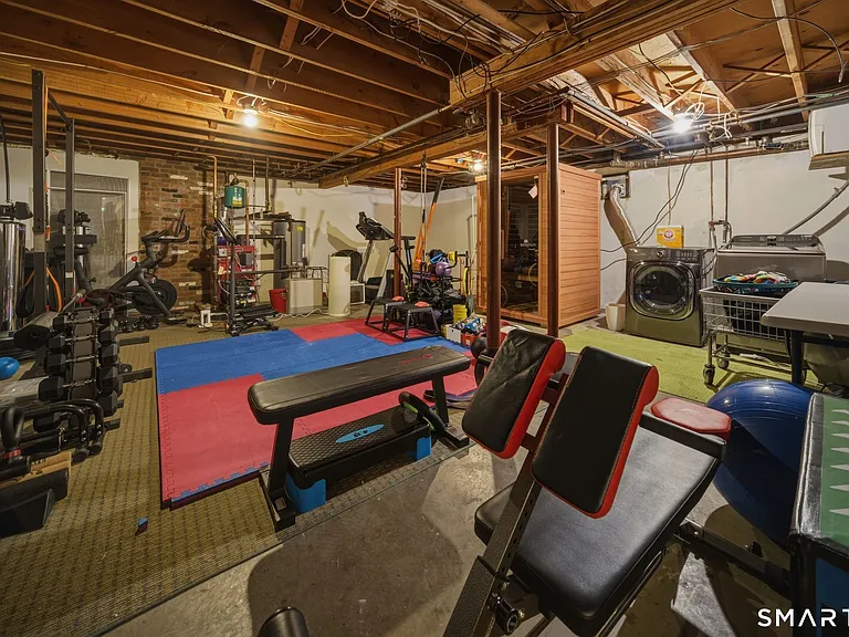 32 Fox Den Rd — Photo 28