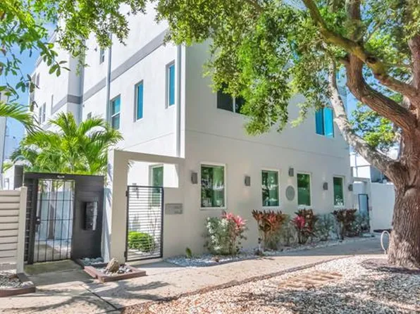 536 4th Ave S #2, Saint Petersburg, FL 33701