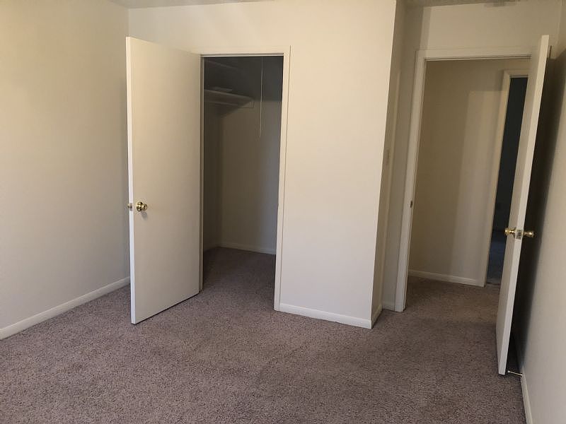 2nd image of 6618 SW Arborglade Ln