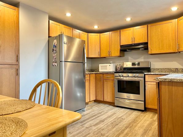 13 Princeton St FLOOR 2