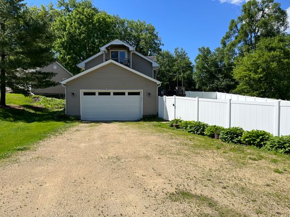 W6845 S Shore Dr, Delavan, WI 53115