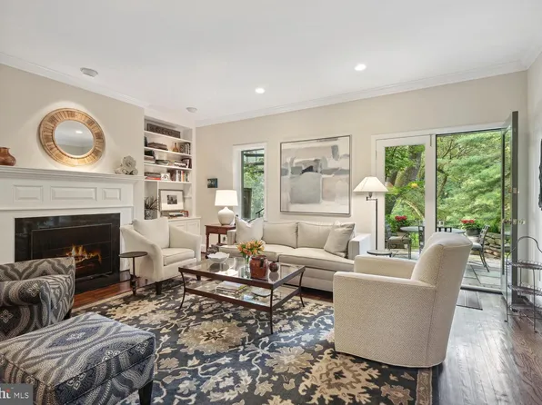 3812 N Richmond St, Arlington, VA 22207