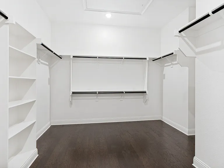2240 Laurel Ridge Rd — Photo 16
