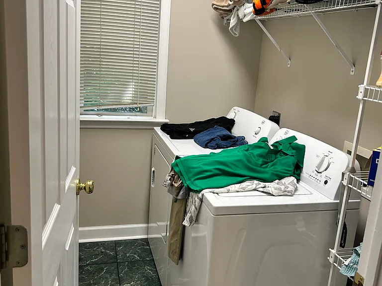 103 Laura Ln #A — Photo 7