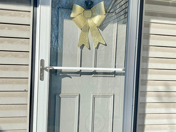 2nd image of 2506 Wedglea Dr APT 108