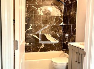 144 North St #1D, Newtonville, MA 02460