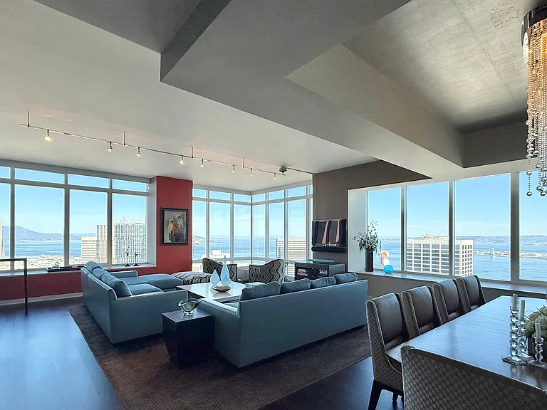 301 Mission St #Penthouse 1B — Photo 1