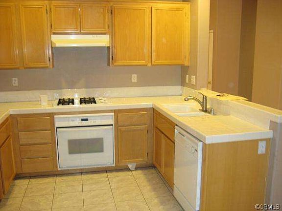 3rd image of 12935 Amador St