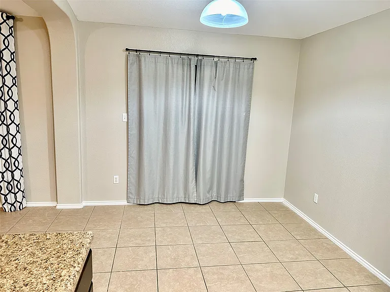 207 Dragon Ridge Rd — Photo 12