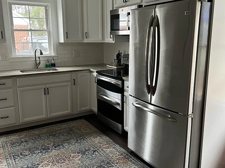 440 N Prince St — Photo 5