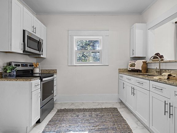 14th image of this home