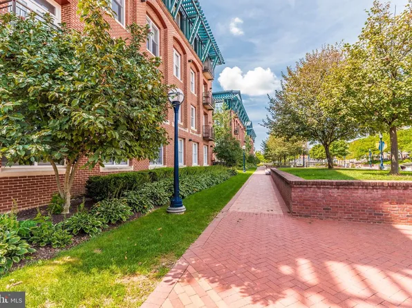 35 All Saints St #211, Frederick, MD 21701