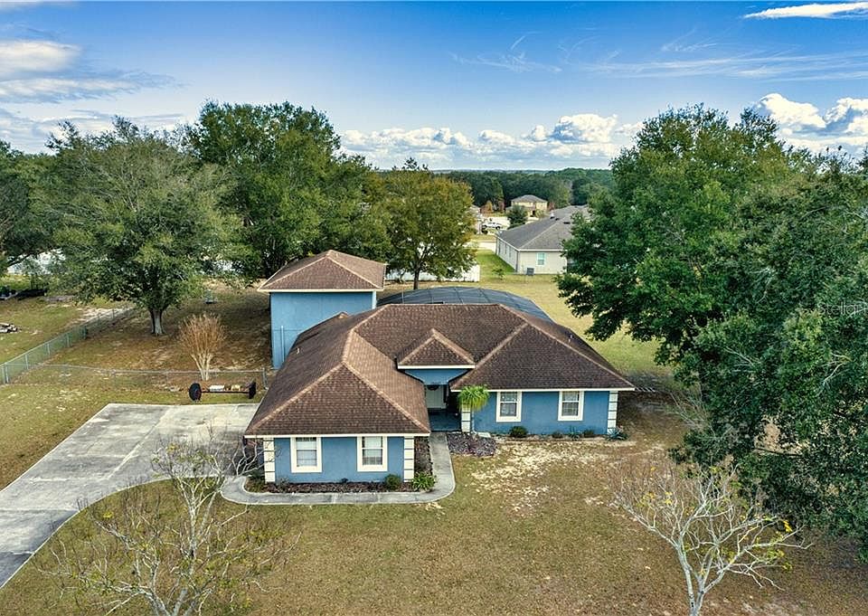 1st image of 15647 Catherine Cir