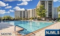 1st image of 2 Claridge Dr APT 10IW