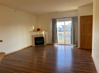 6000 S Buckhorn Ave UNIT 205, Cudahy, WI 53110