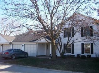 2120 Lancaster Cir APT 102-B, Naperville, IL 60565
