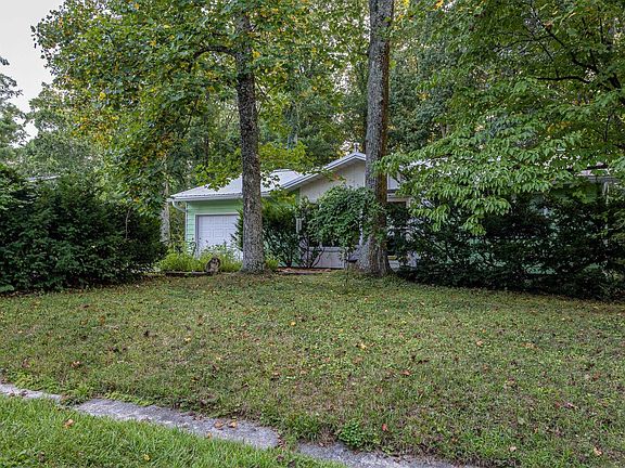 2nd image of 4665 N Happy Hollow Rd