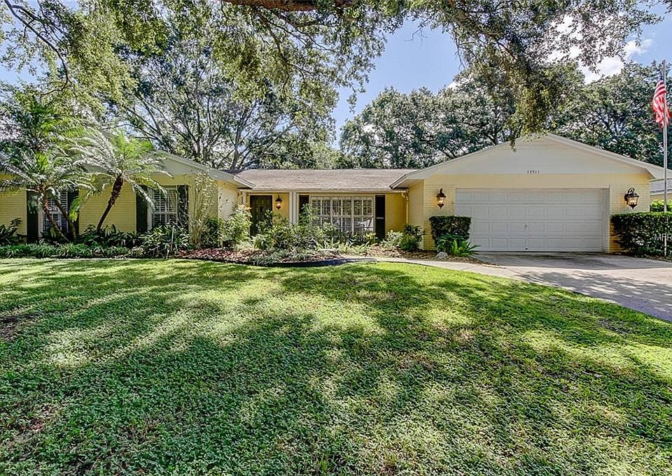 1st image of 13511 Greentree Dr