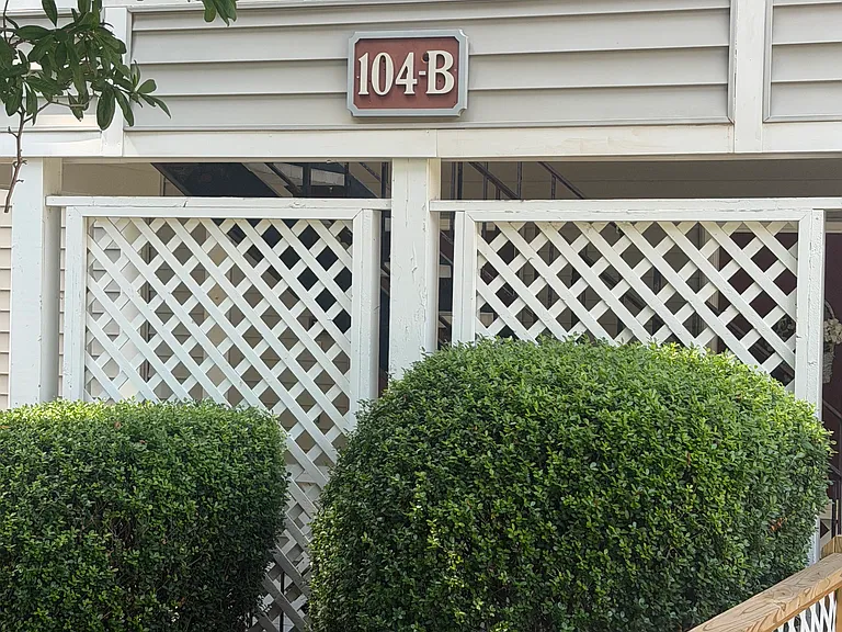 104 Choptank Ct — Photo 23