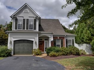 1353 Courtyard Dr, Charlottesville, VA 22903