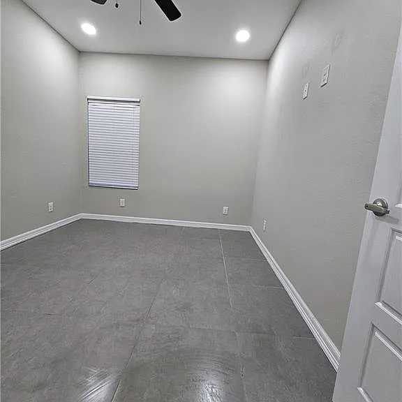 5601 Puffin Ave — Photo 7
