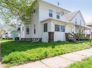1403 1st St SW, Cedar Rapids, IA 52404