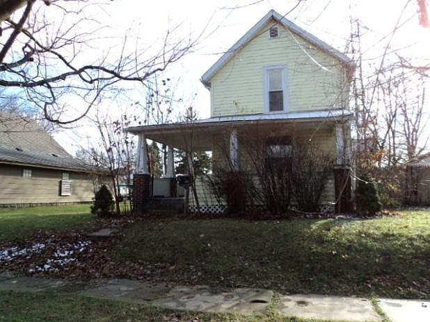 1st image of 637 W Church St