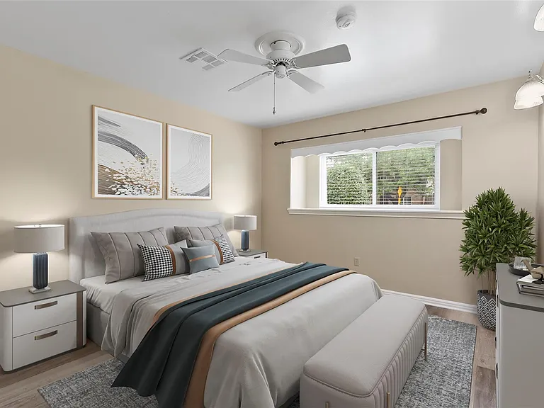 12303 Barryknoll Ln — Photo 16